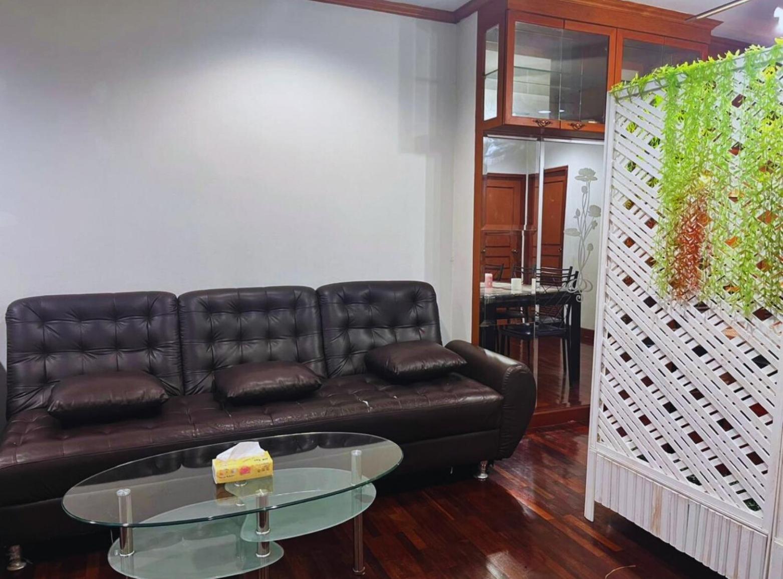 Grand Diamond Condo Suites Bangkok Exteriör bild